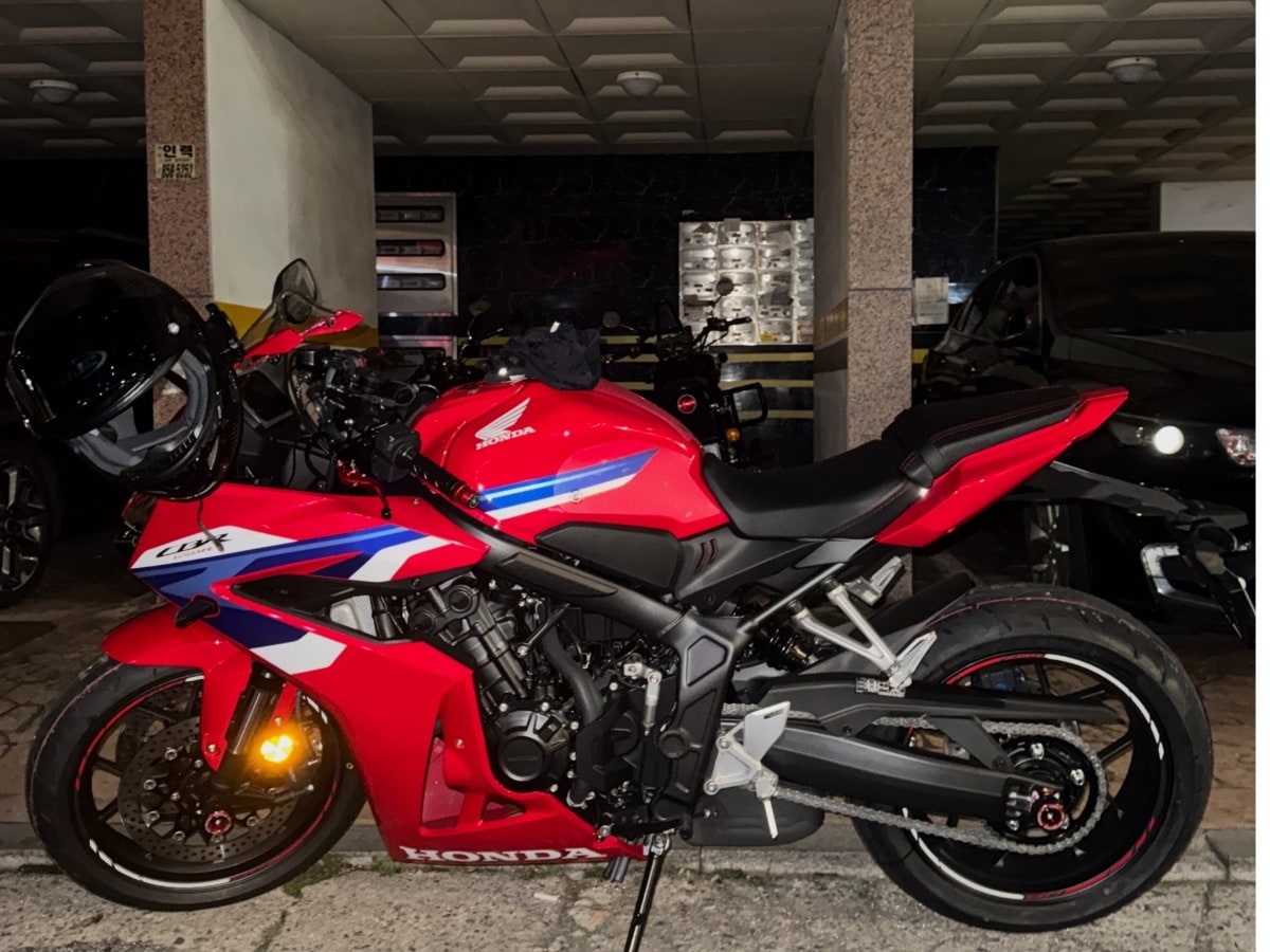 CBR650R